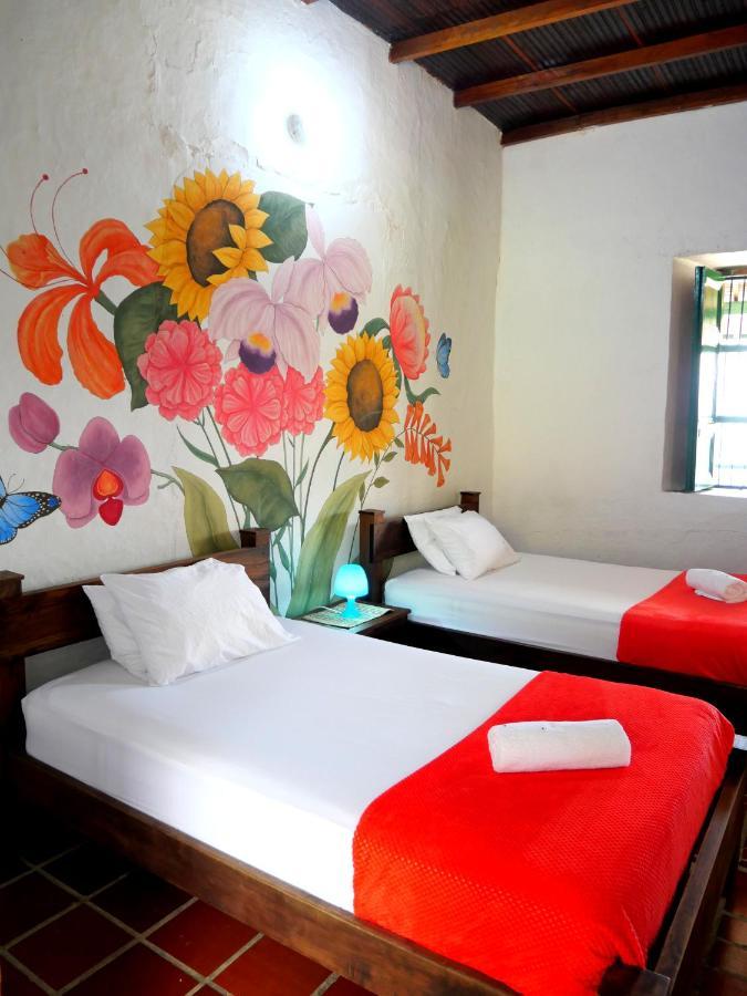 La Hacienda Vandrarhem San Gil Exteriör bild