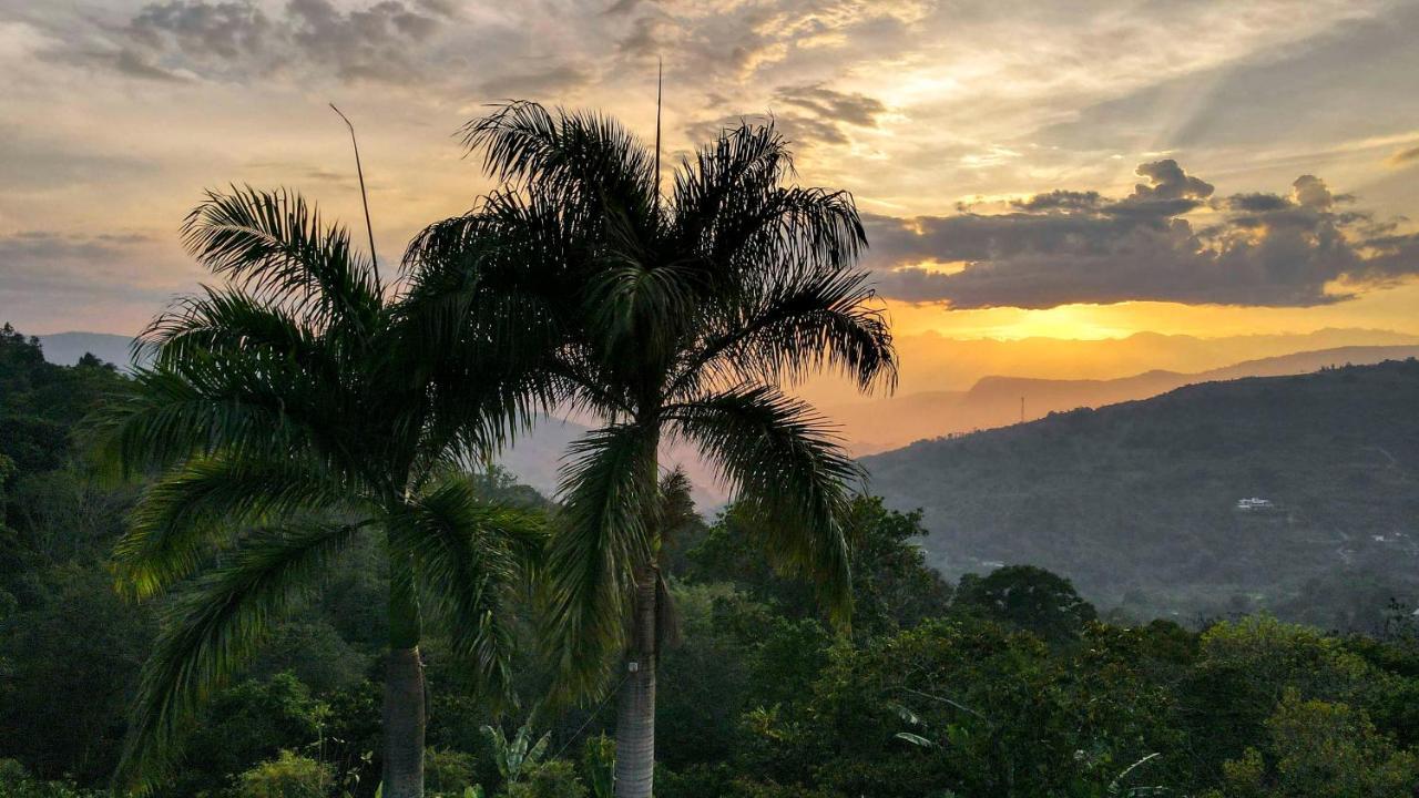 La Hacienda Vandrarhem San Gil Exteriör bild